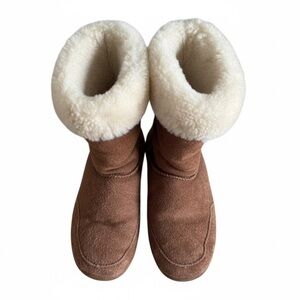 Bearpaw Suede Shearling Lined Short Winter Boots Warm Cozy Chestnut Brown Size 9